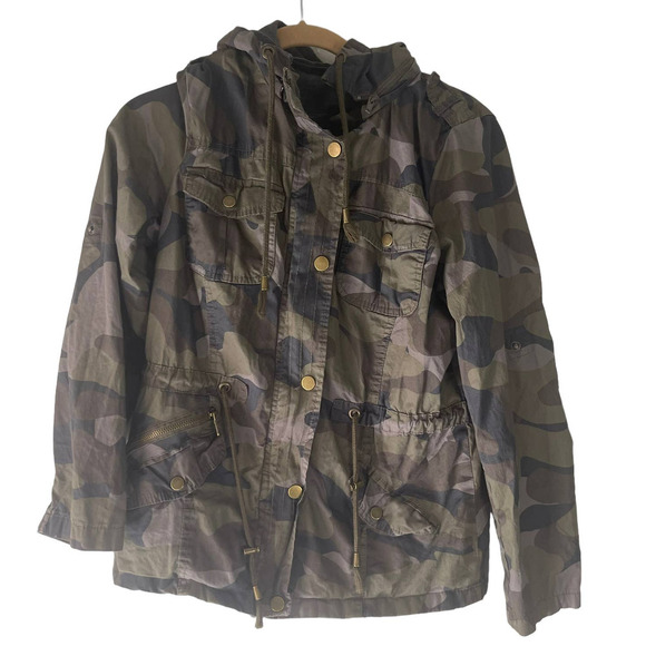 Love Me Now Women's Size Large Camouflage Hooded Jacket - Picture 4 of 10